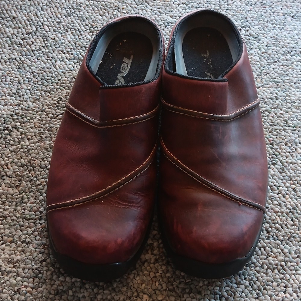 Womens shoes